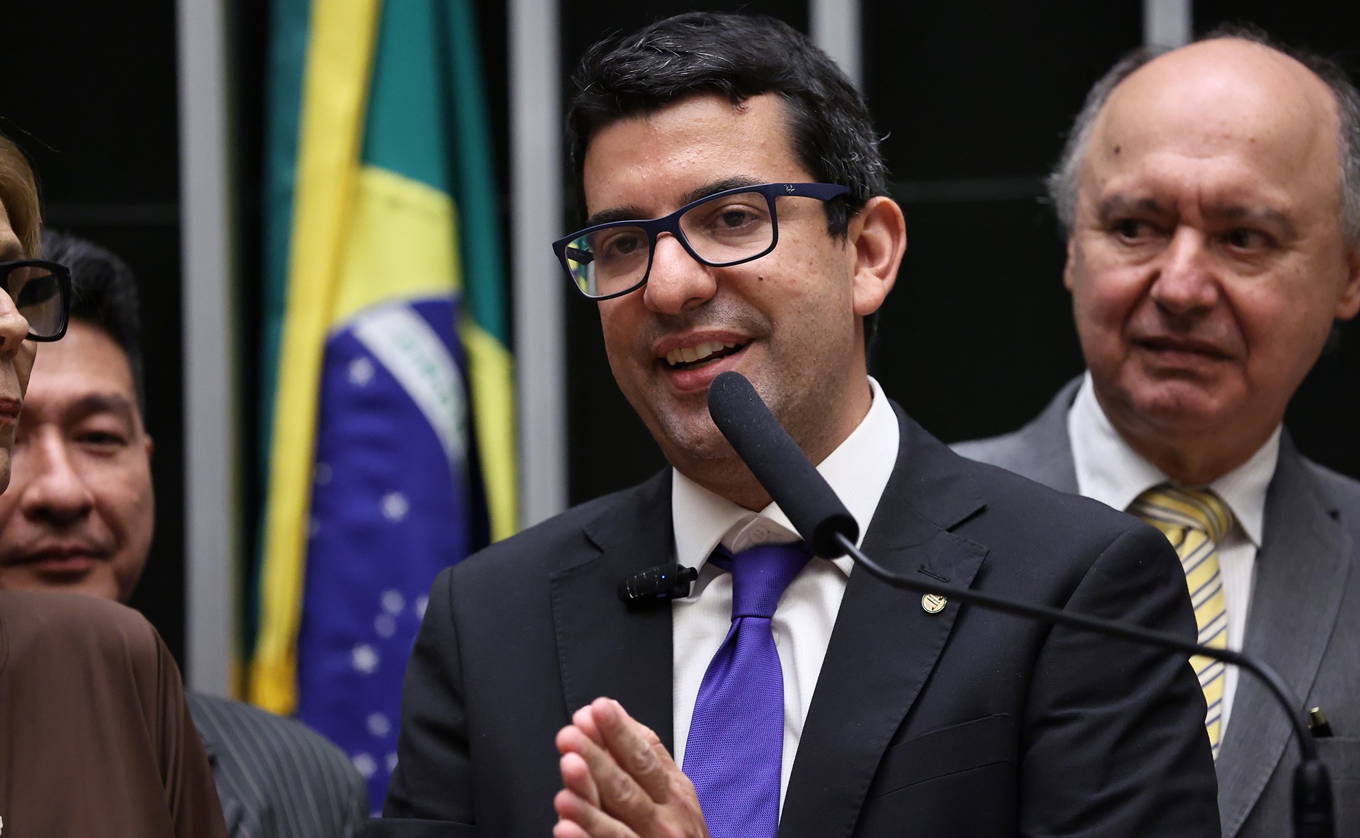 Deputado Marcelo Queiroz é investigado por envolvimento em esquema de fraudes na causa animal no RJ - fraudes em licitações no Rio de Janeiro