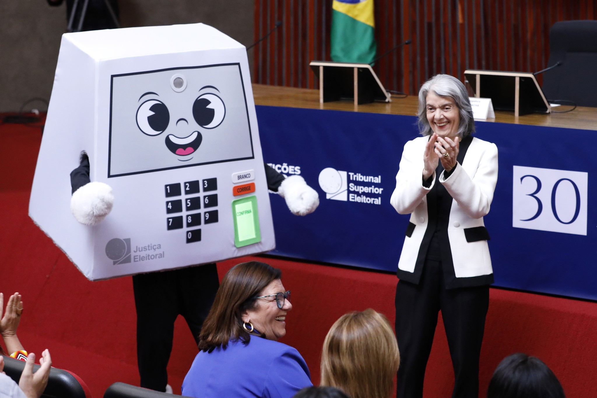 Pilili: Conheça a mascote oficial das Eleições 2026 lançada pelo TSE - mascote das Eleições 2026