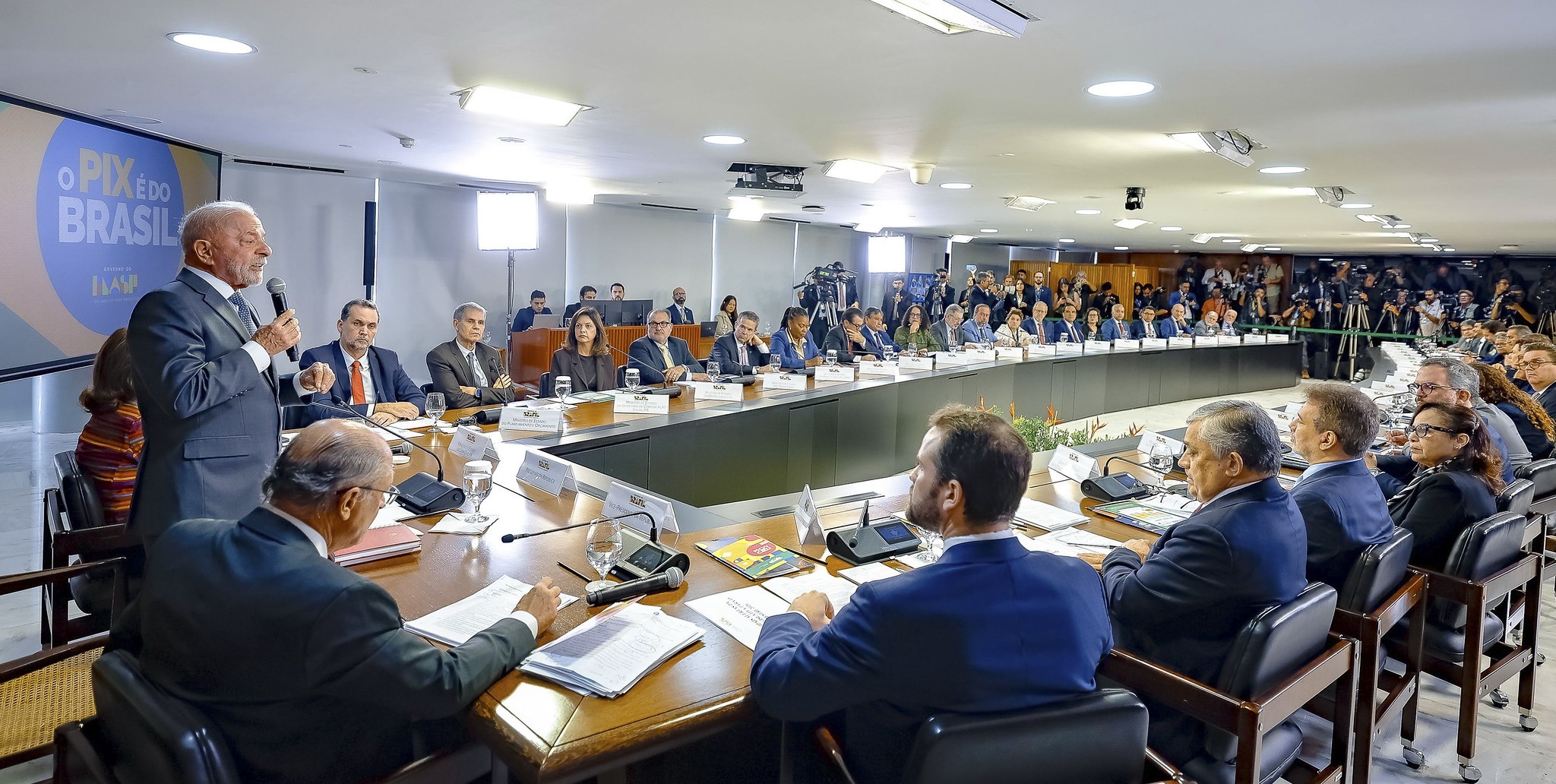 Brasil contesta conclusões dos EUA sobre trabalho forçado e ameaça reagir com Lei da Reciprocidade - trabalho forçado Brasil