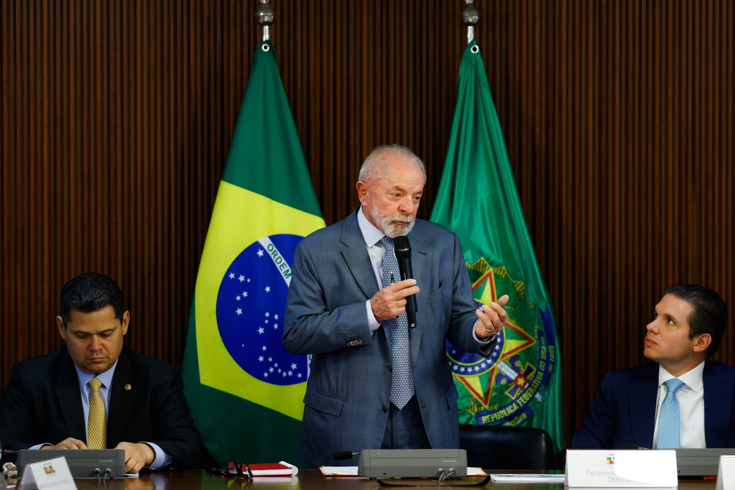 Disputa pela sucessão nas presidências do Congresso trava votações no Senado e na Câmara - votações no Congresso