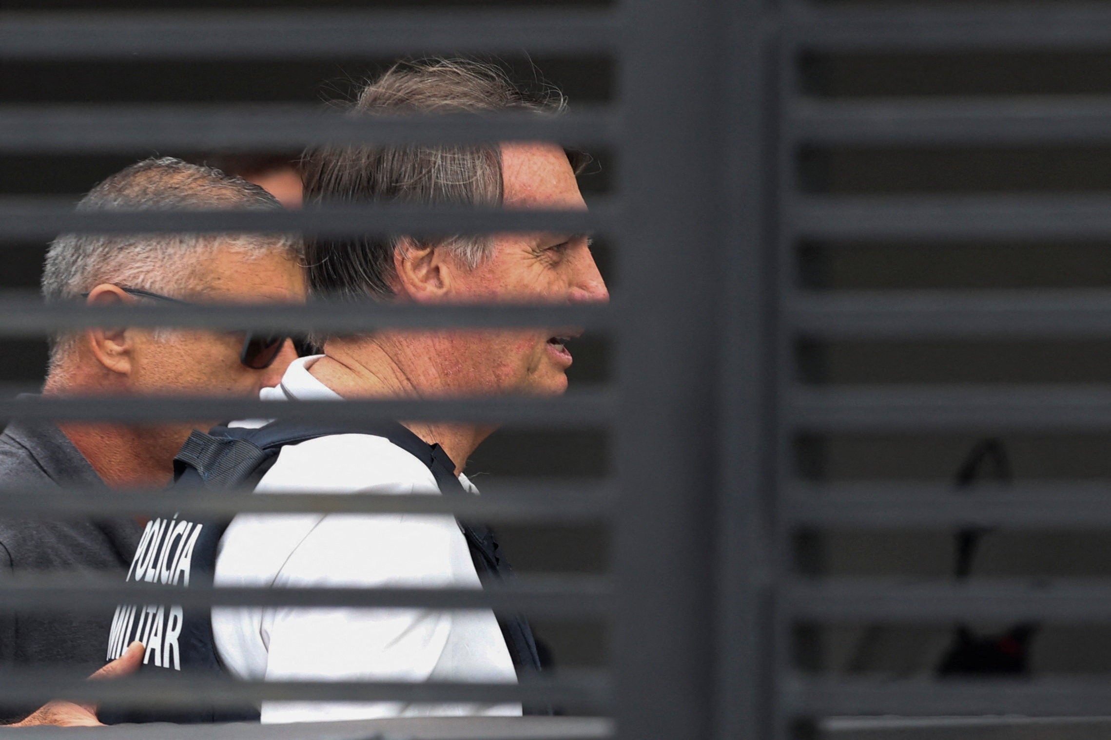 Prisão domiciliar de Bolsonaro termina quinta-feira; decisão sobre prorrogação cabe a Alexandre de Moraes