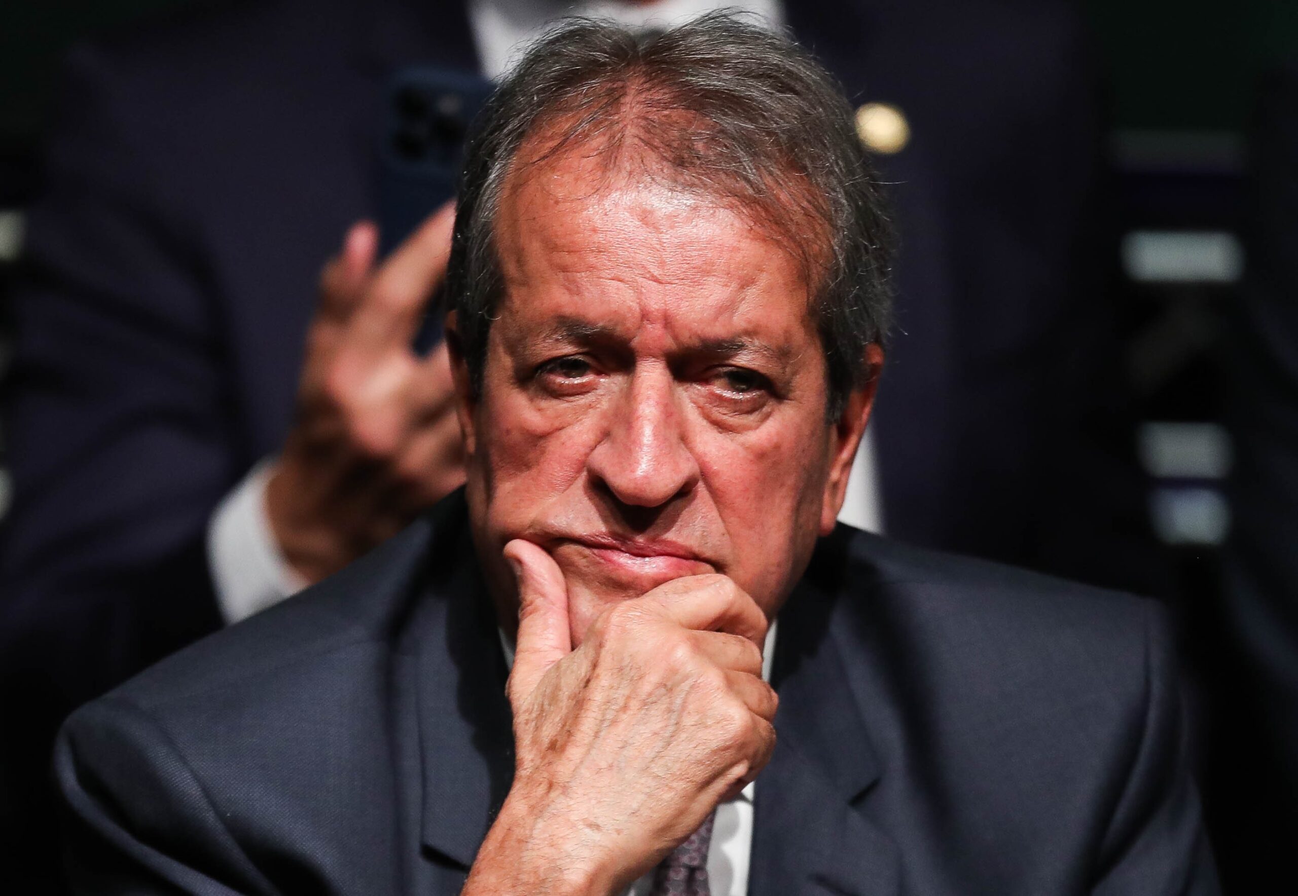 Decisão do STF sobre Valdemar Costa Neto gera polêmica e defesa critica premissas