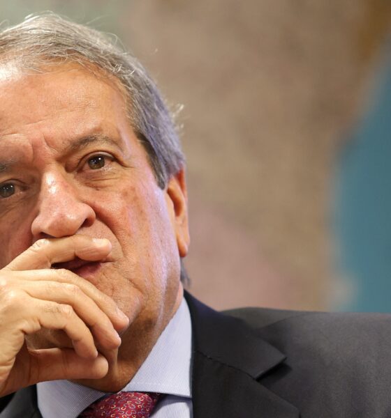 Flávio Bolsonaro defende Valdemar Costa Neto após bloqueio de R$ 119 milhões pelo STF