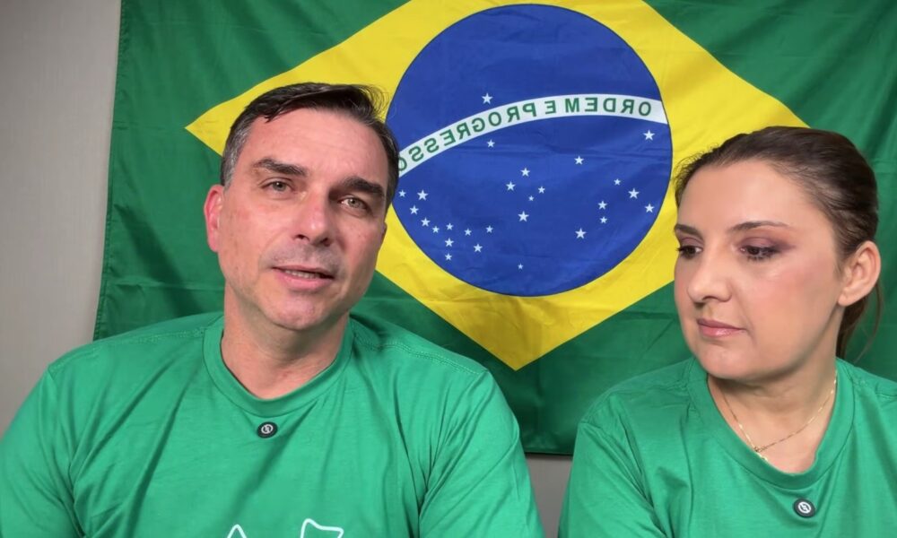 Flávio Bolsonaro lança plano 'Brasil por Elas' com foco em propostas para mulheres - Flávio Bolsonaro propostas para mulheres