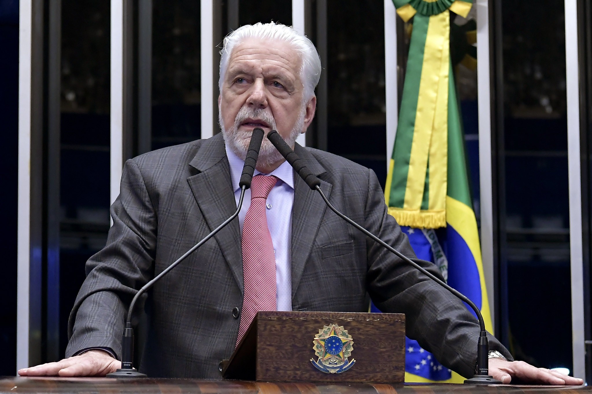 Jaques Wagner é intimado a depor na investigação do Caso Master em agosto - Jaques Wagner intimação PF