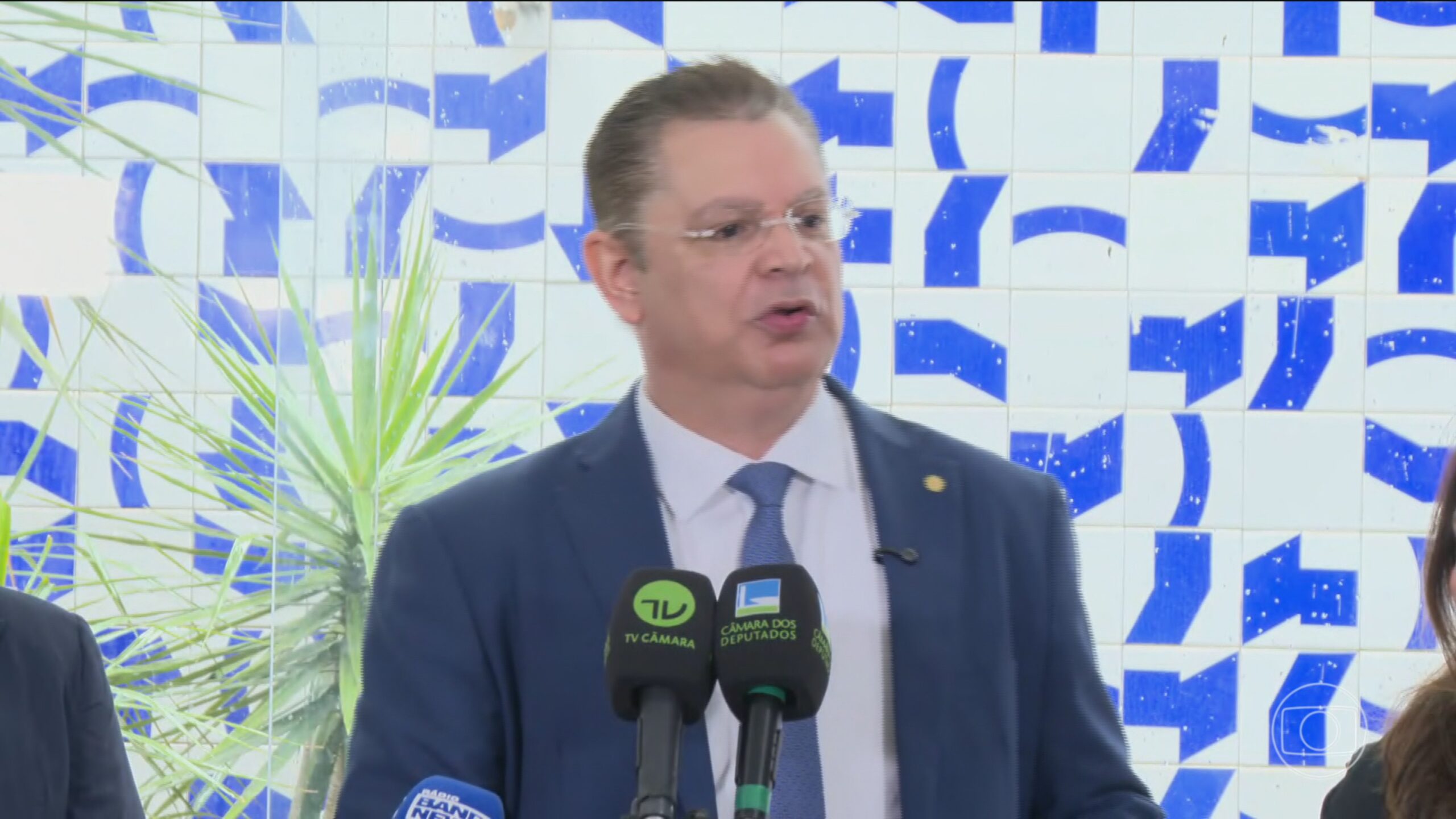 PF investiga possível falsificação de escritura para justificar dinheiro apreendido com aliados de Sóstenes Cavalcante - PF investiga falsificação de escritura