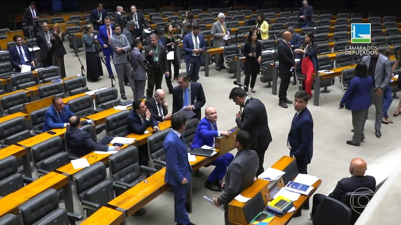 Salários de presidentes de partidos políticos chegam a R$ 52,5 mil mensais em 2025 - salário presidentes de partido
