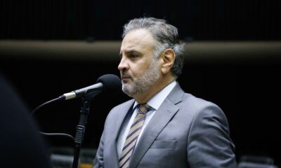 Aécio Neves é indicado pelo Cidadania para pré-candidatura presidencial em federação com PSDB - Aécio Neves pré-candidatura presidencial