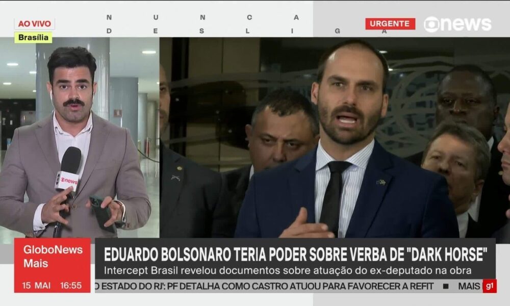 Cinebiografia de Bolsonaro gera crise e pode prejudicar candidatura de Flávio, aponta Financial Times