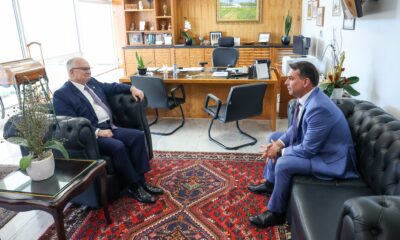 Flávio Bolsonaro se reúne com Fachin no STF e critica decisão de Alexandre de Moraes sobre Lei da Dosimetria - Flávio Bolsonaro STF