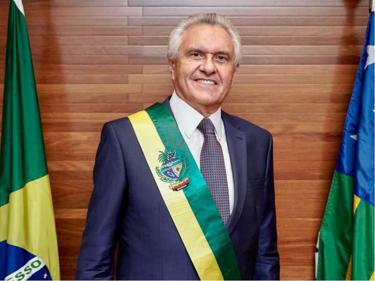 Ronaldo Caiado exige esclarecimentos de Flávio Bolsonaro sobre financiamento do filme e Banco Master - financiamento filme Flávio Bolsonaro