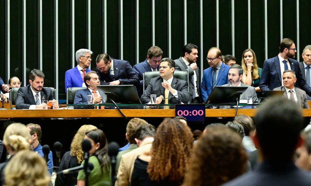STF não deve revisar decisão do Congresso que derrubou veto de Lula à Lei da Dosimetria